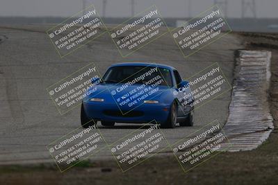 media/Nov-28-2025-Speed SF (Fri) [[b9fcb3577c]]/Blue/Session 3 (Outside Grapevine)/